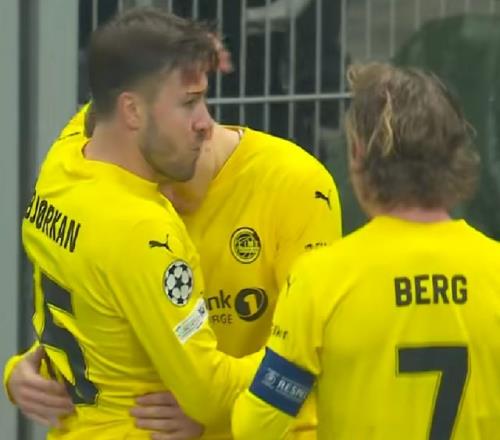 东港草莓女,排斩获超级,联赛季军殊,Bwin体育,体育博彩,实时投注,赔率,在线体育博彩,顶级博彩平台